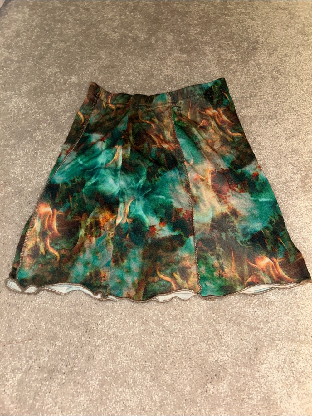 PrettyLittleThing Green Multi-Print Circle Skirt